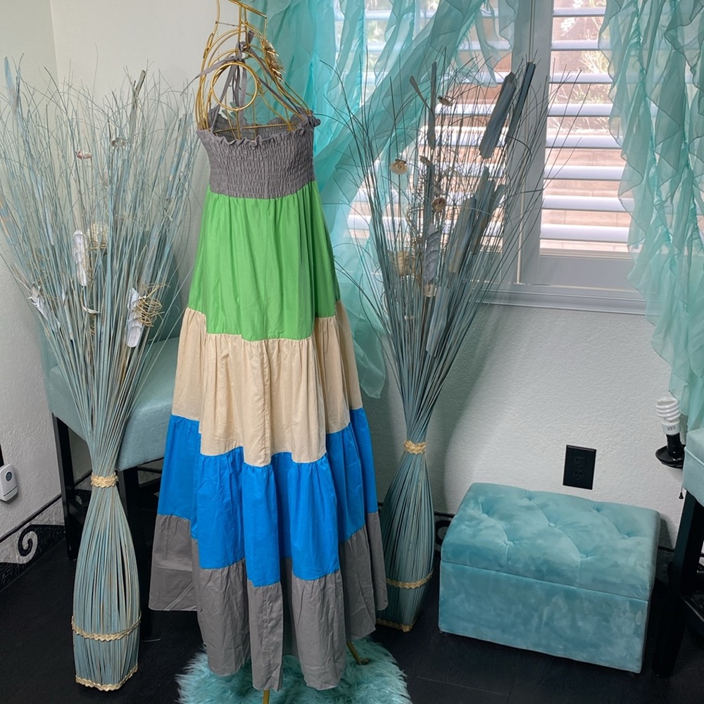 Color Block Maxi Dress - Picture 4 of 5